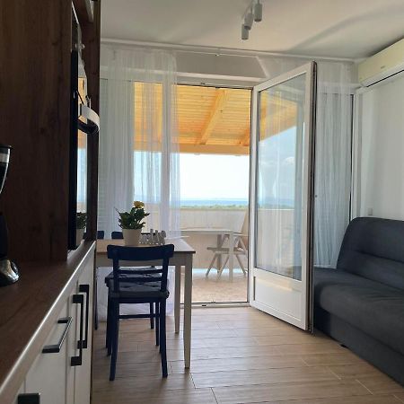 Apartmani Maris II Palit Exterior photo