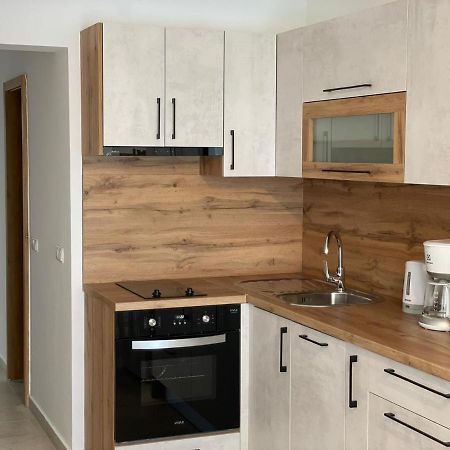 Apartmani Maris II Palit Exterior photo